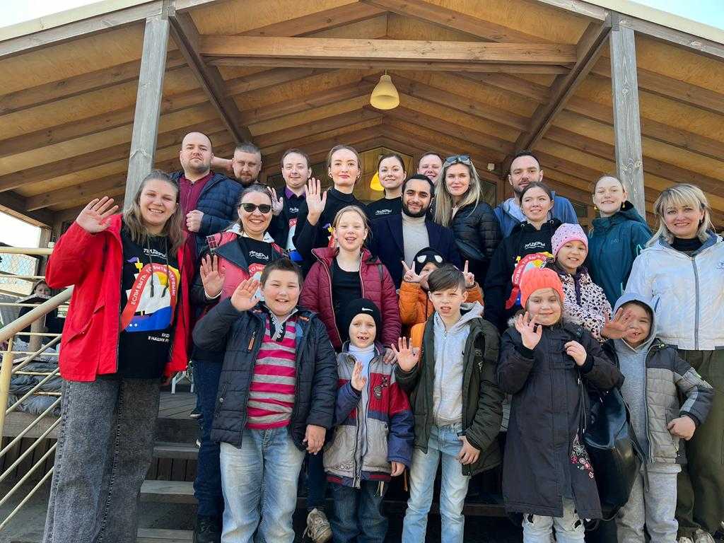 В выходные ребята посетили приют для животных 